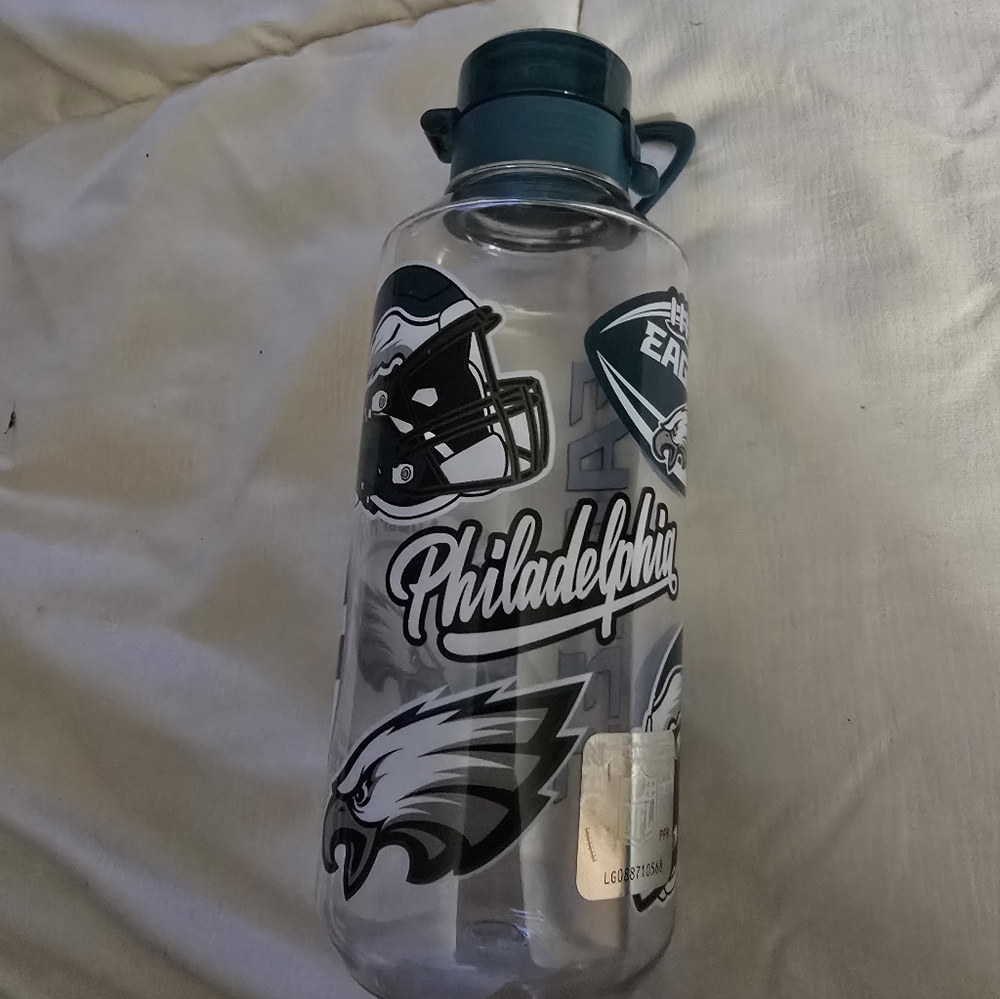 Philadelphia Eagles Water Bottle with Stickers